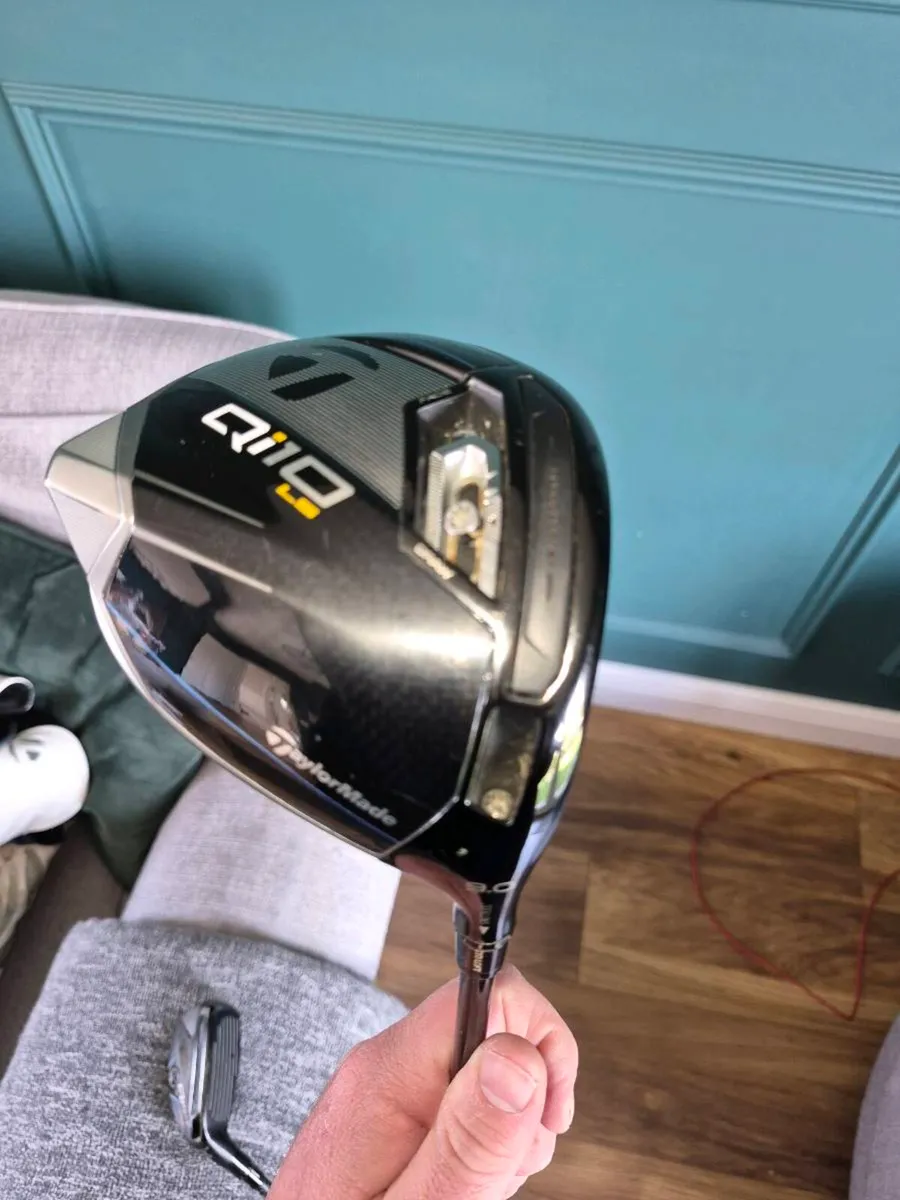 Taylormade Qi10 driver and rescue - Image 2
