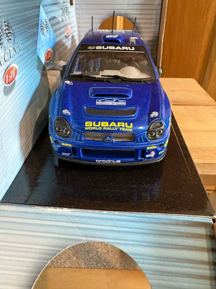 1/18 diecast model Subaru impreza - Image 3