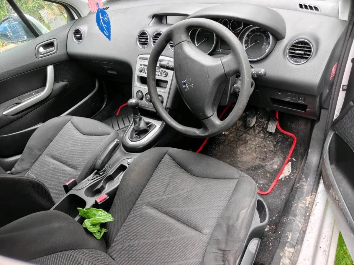 2011 peugeot 308 parts - Image 4