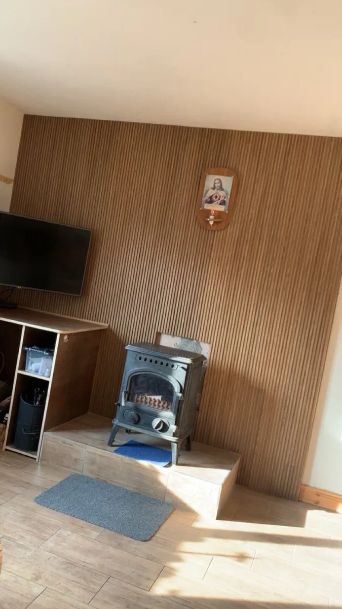 Carpenter available - Image 1