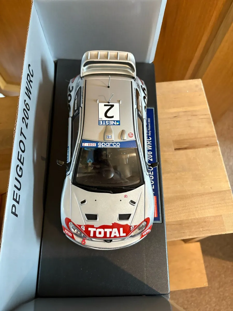 1/18 peugeot 206 wrc - Image 4