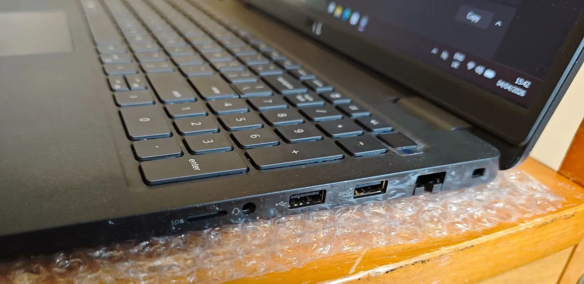 Dell Latitude 3520 i5/12GB/512GB Laptop NoteBook - Image 3