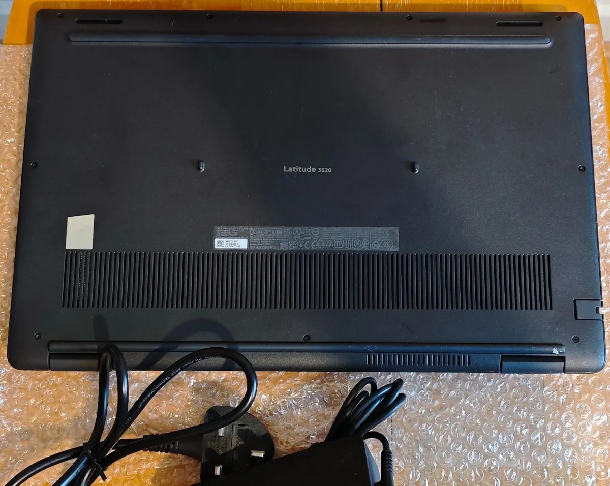 Dell Latitude 3520 i5/12GB/512GB Laptop NoteBook - Image 2
