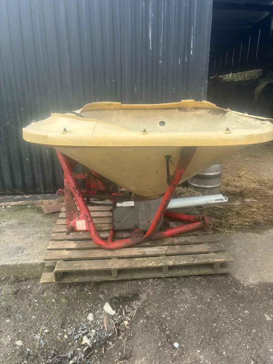 Vicon shaker 602 - Image 1