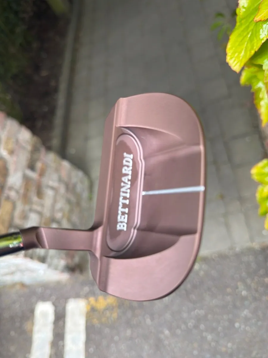 Bettinardi Queen B #7 - Image 3