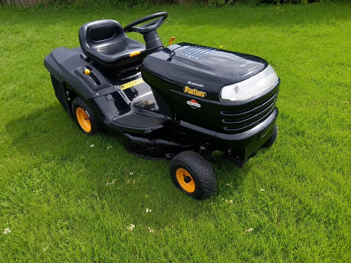 Ride on lawnmower - Image 4