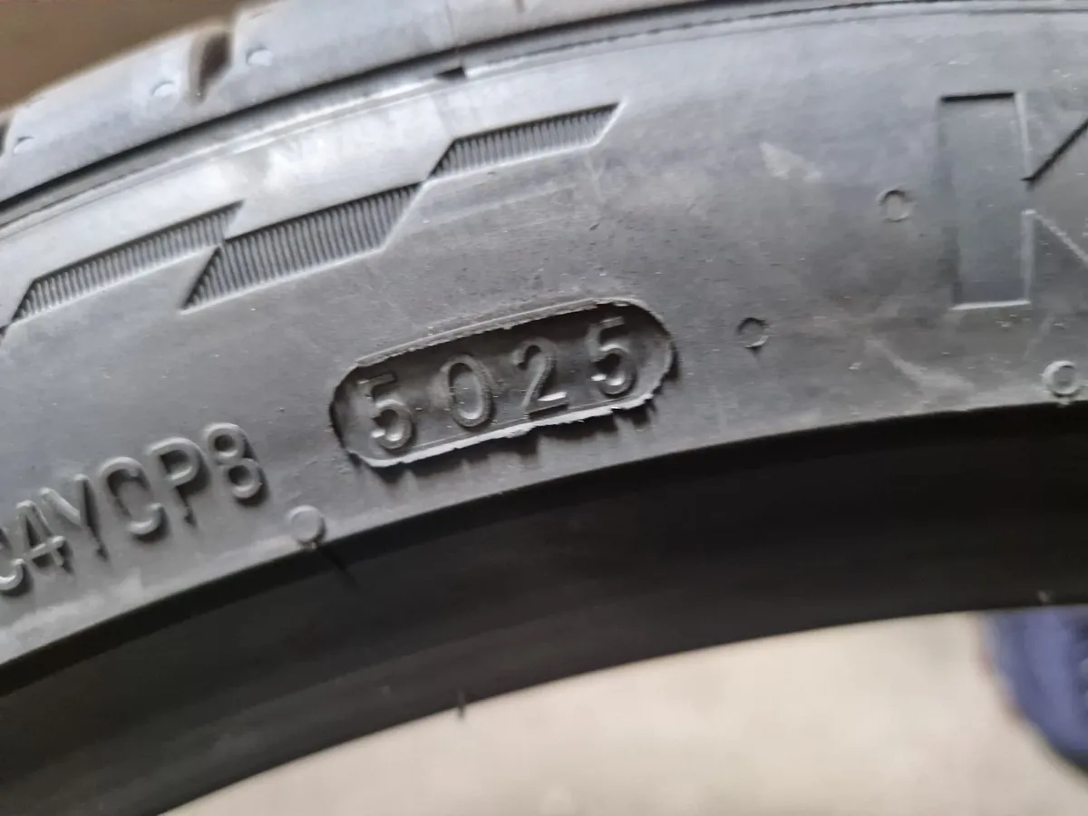 Kumho Ecsta Sport S PS72 255/35 R19 96 Y XL, ZR  r - Image 2