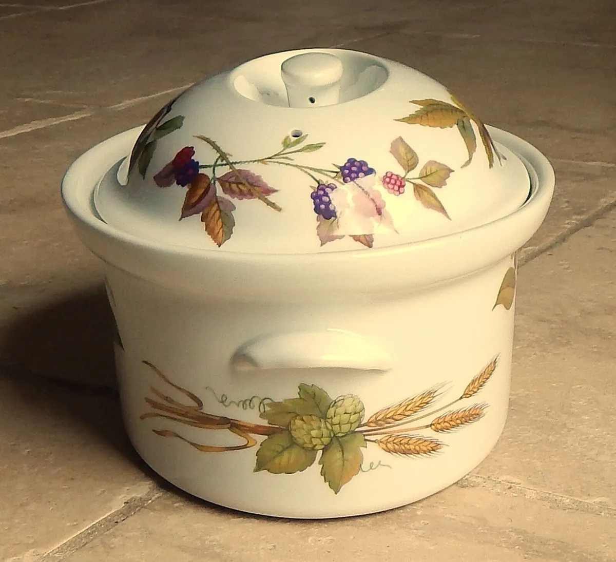 Vintage Royal Worcester Evesham ‘M’ Serving Dish - Image 3