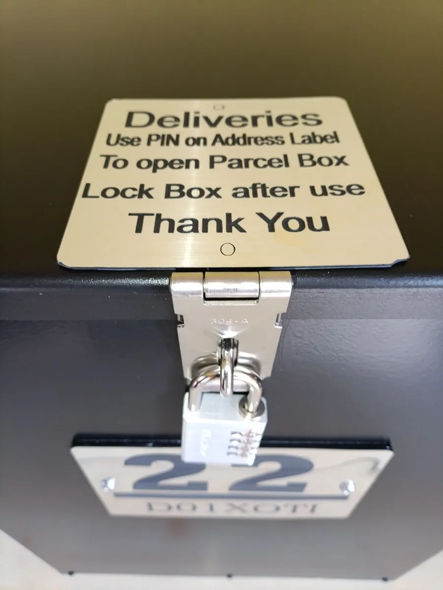 Parcel Delivery and Collection Box (Personalised) - Image 4