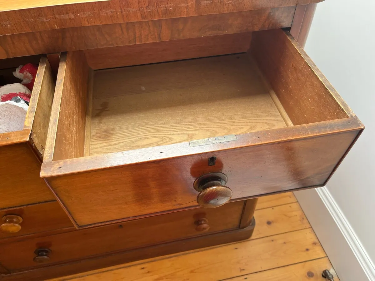 Chest of drawers - Image 2