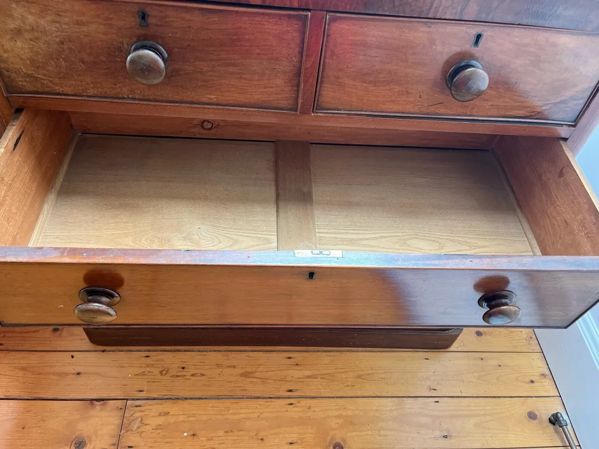 Chest of drawers - Image 3