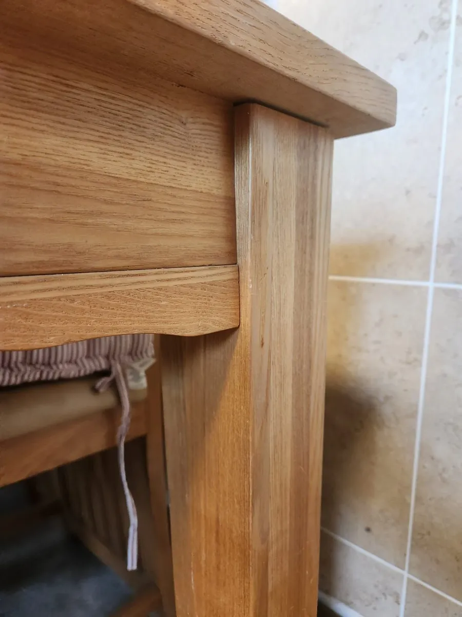 Kitchen Table 6 ft - Image 3