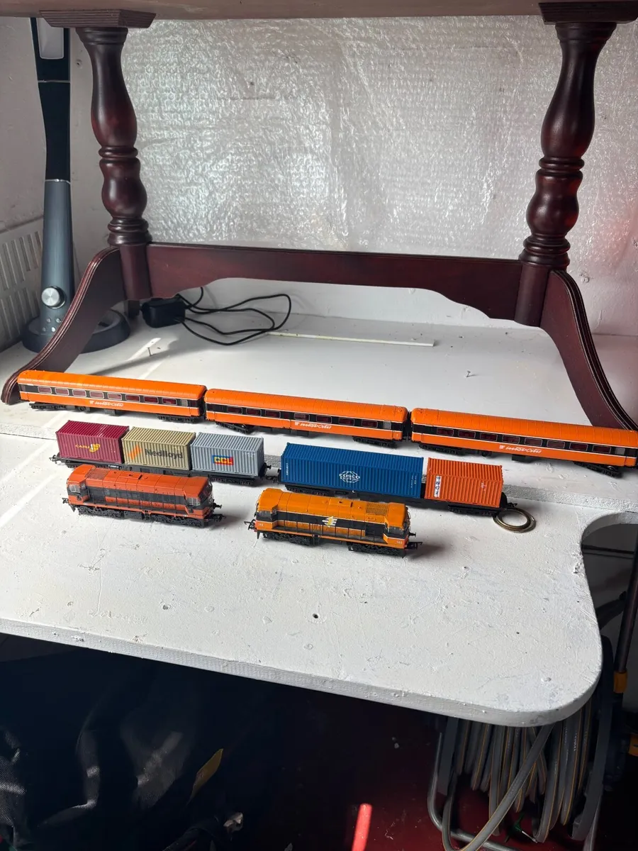 00 gauge models - Image 2