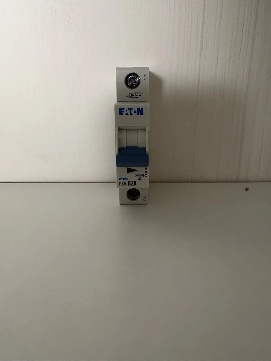 Eaton breakers - Image 2