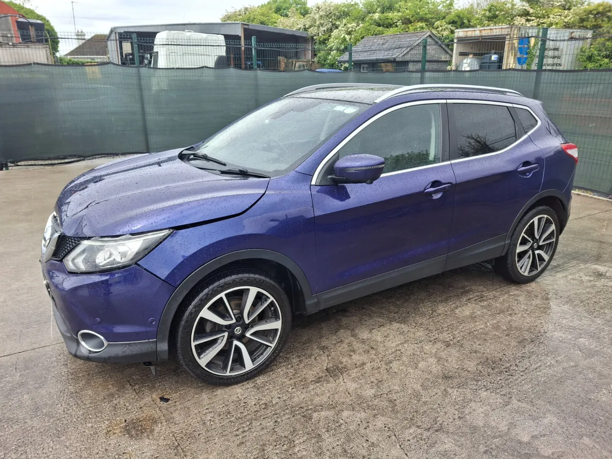2017 Nissan Qashqai  Tekna  1.5 Diesel - Image 2