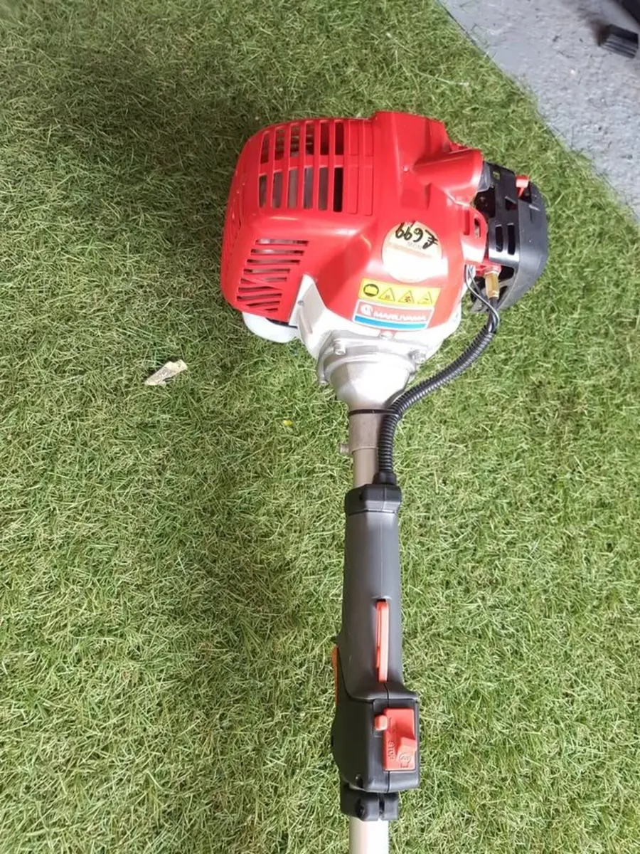 MARUYAMA AHT2630D LONG REACH HEDGETRIMMER - Image 2