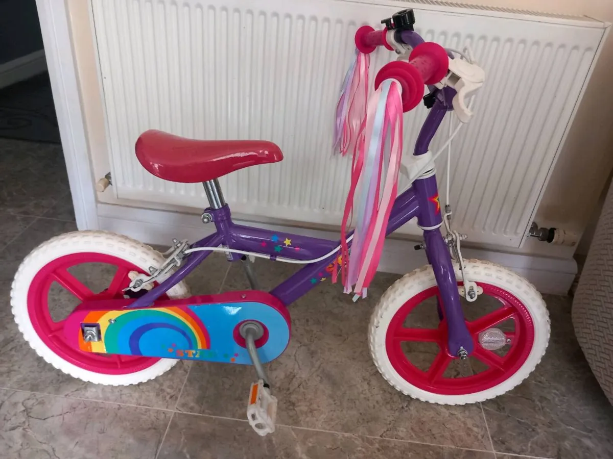Kids bike size 14 inch wheels. - Image 2