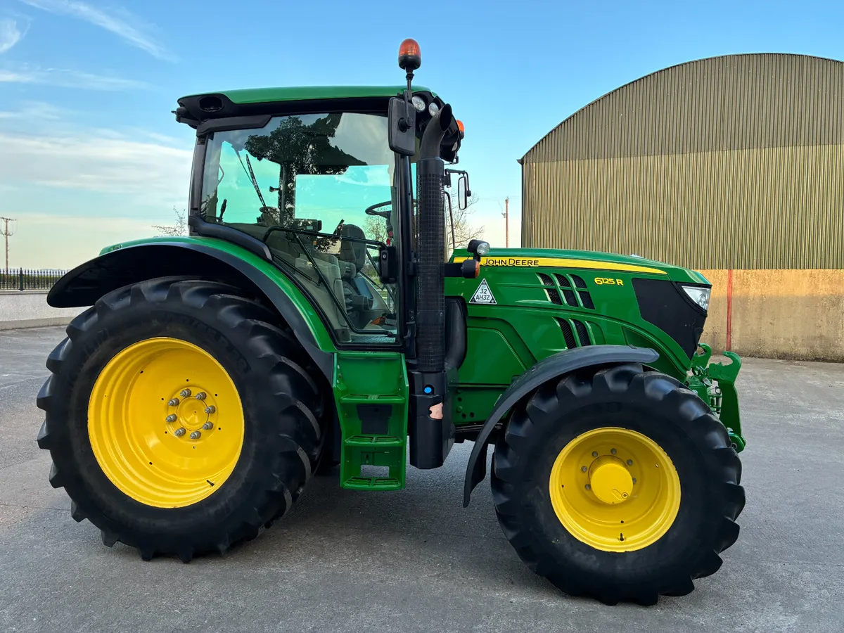 John Deere 6125R - Image 4