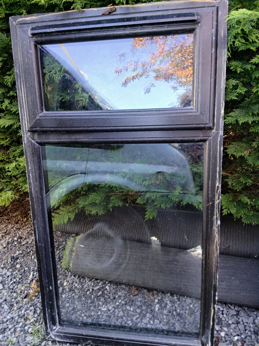 Back door and window - Image 2