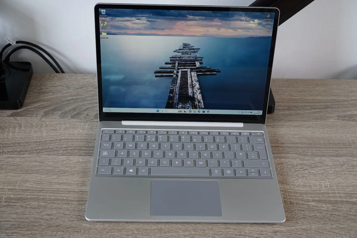 Microsoft Surface Laptop Go| i5 | 16GB RAM | 256GB - Image 1