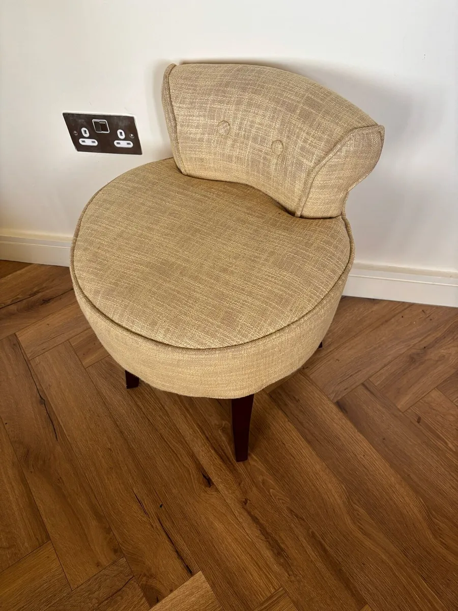 Bedroom Chair - Image 1