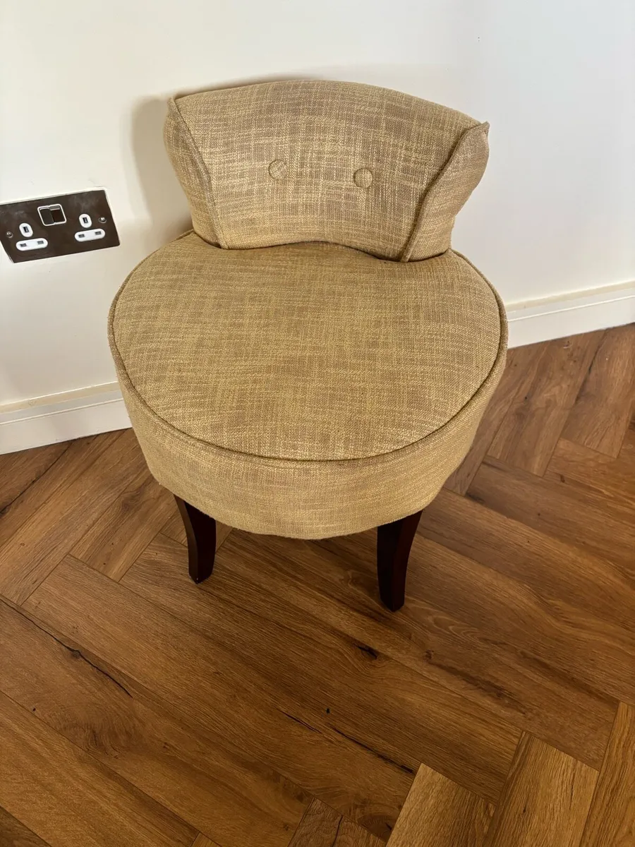 Bedroom Chair - Image 2