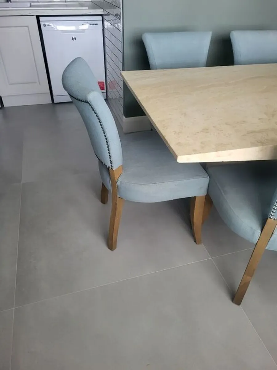 dining table and 6 chairs - Image 1