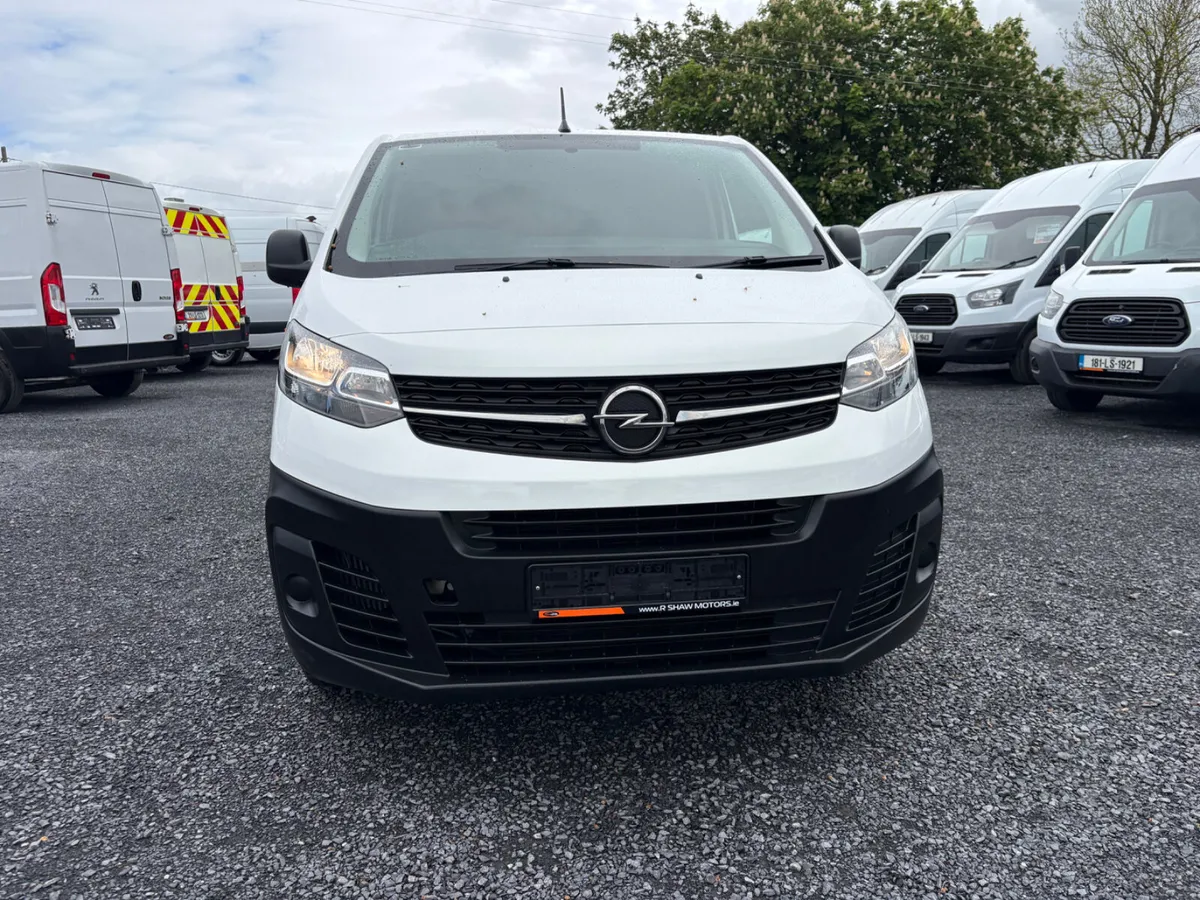 Opel Vivaro LWB - Image 3