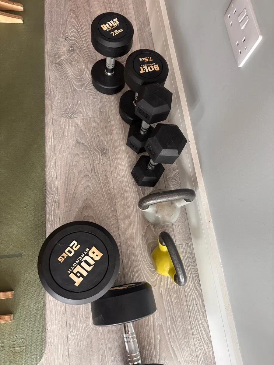 Weights and bench - Image 2