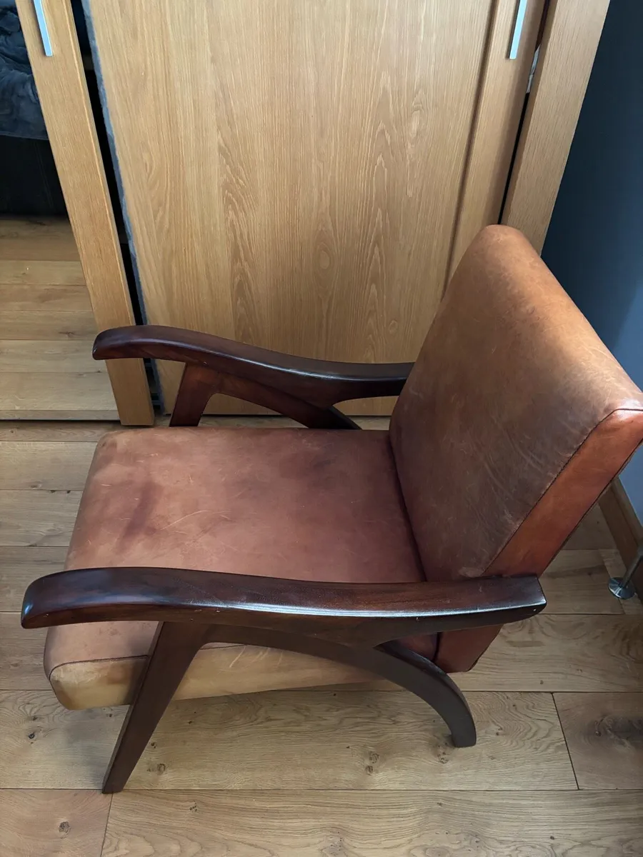 Occasional leather chair - Image 1