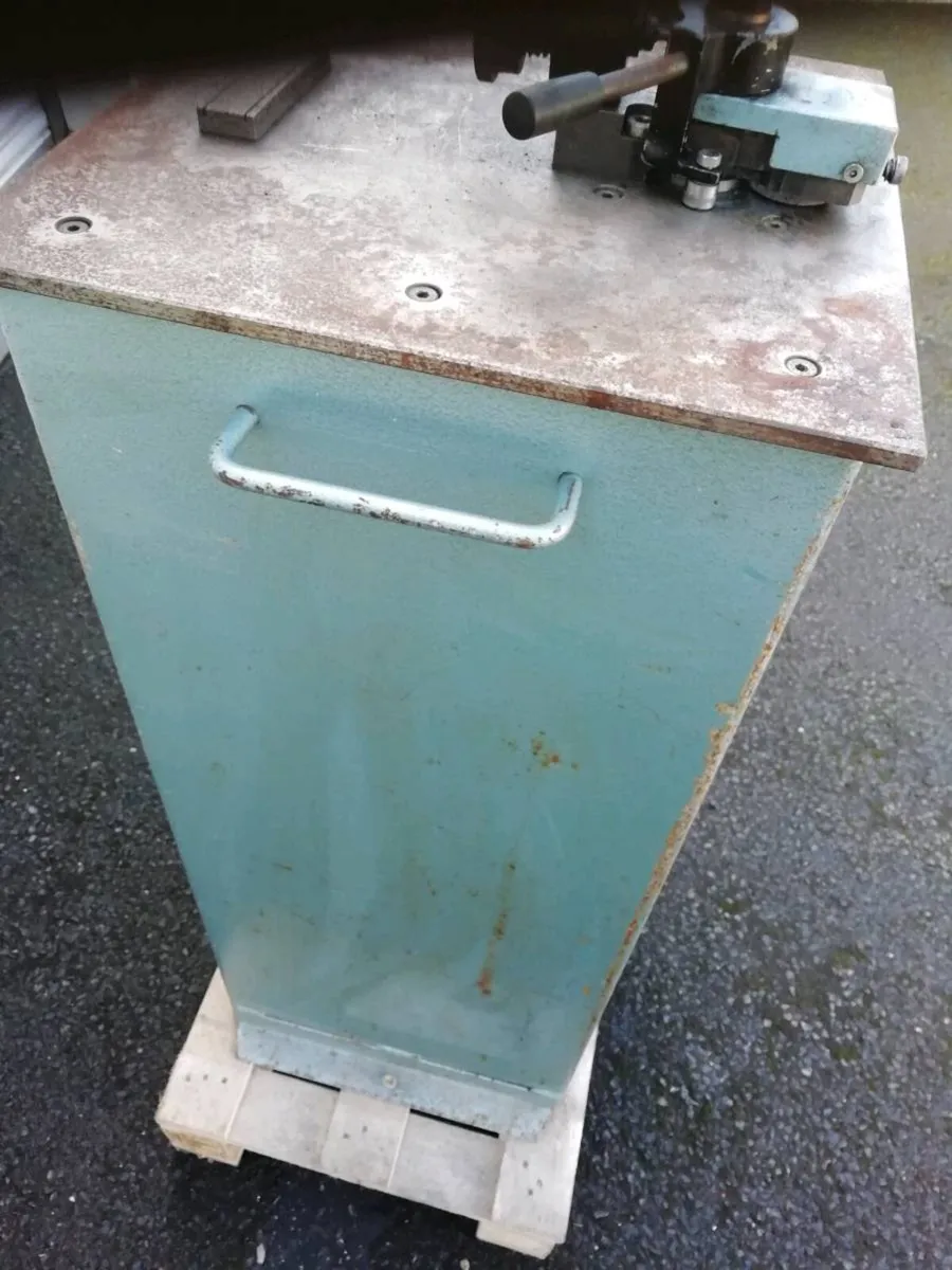 Sheet metal flanger - Image 4