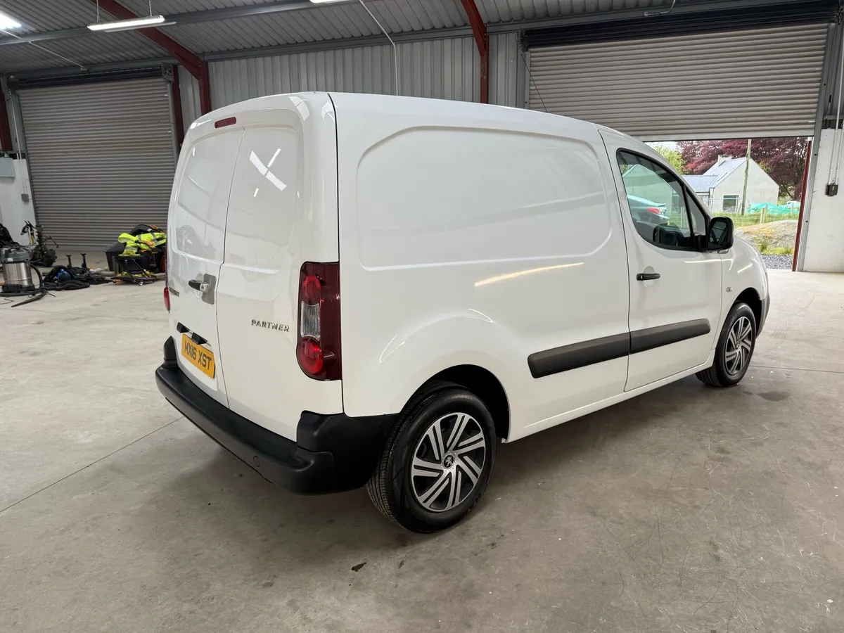 2016 Peugeot Partner Van - Image 4