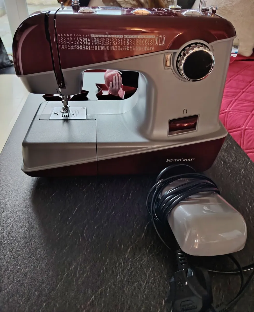 Silver Crest sewing machine - Image 2