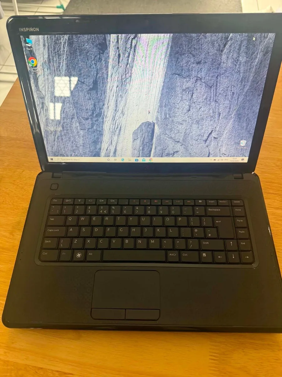 Laptop - Image 2