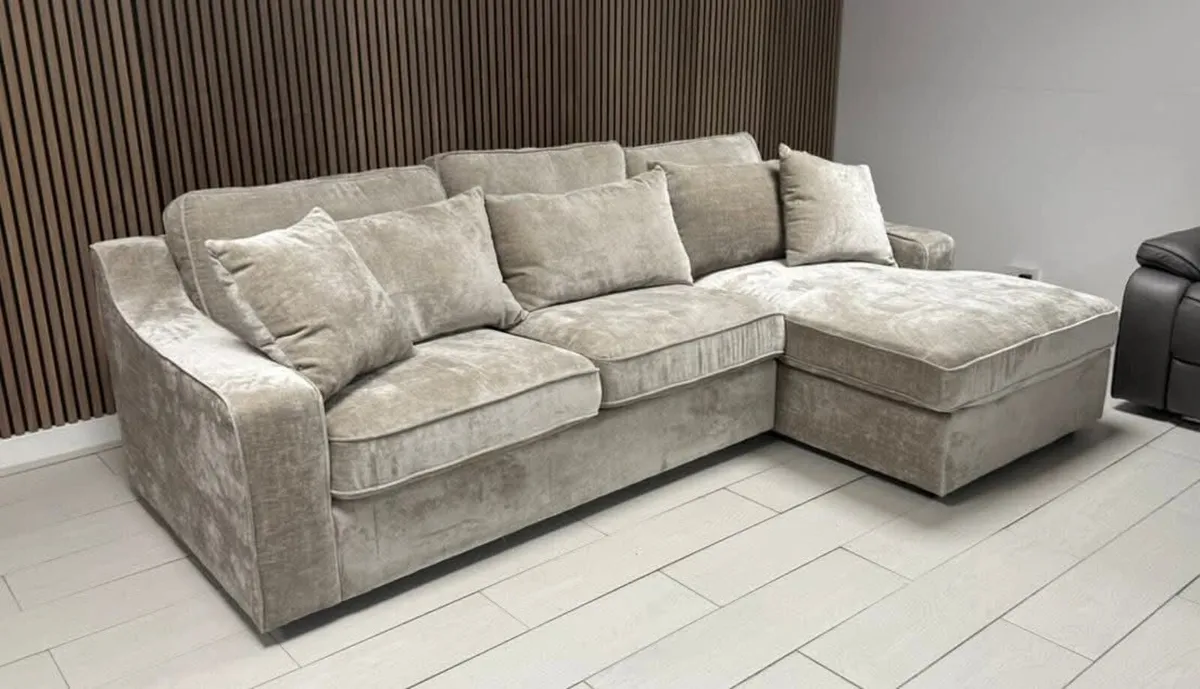 Zenn L-Shaped Corner Fullback Sofa - Image 3