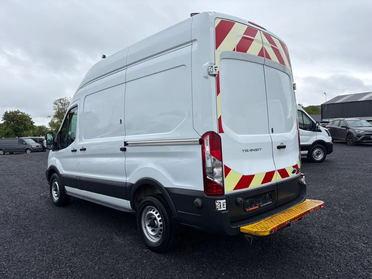Ford Transit MWB High roof - Image 2