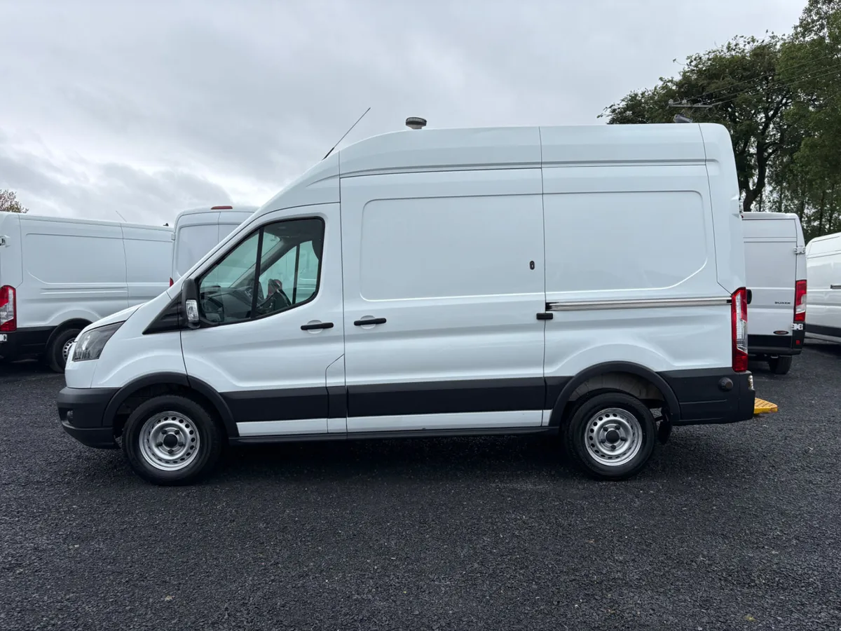 Ford Transit MWB High roof - Image 1