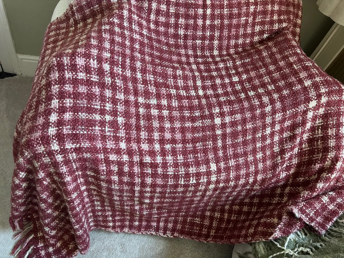 Laura Ashley Throw - Image 3