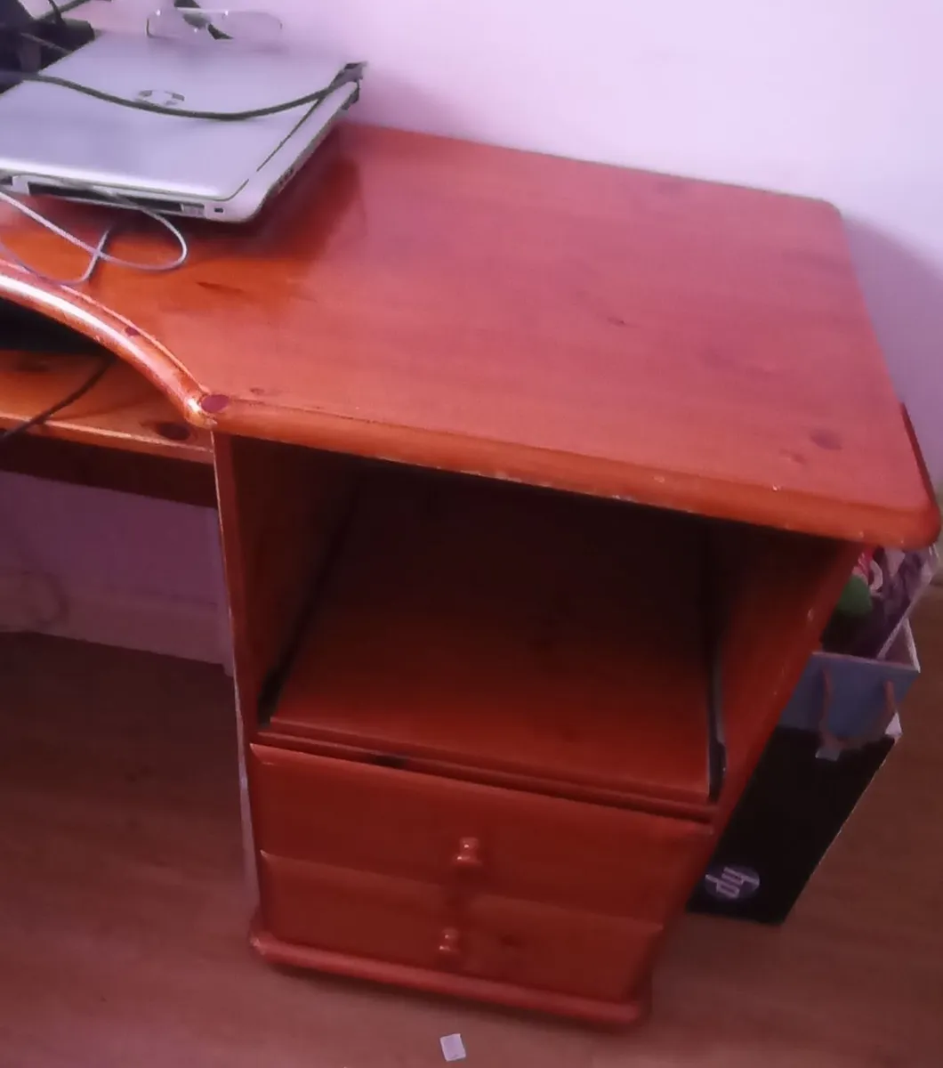 Desk - Image 2