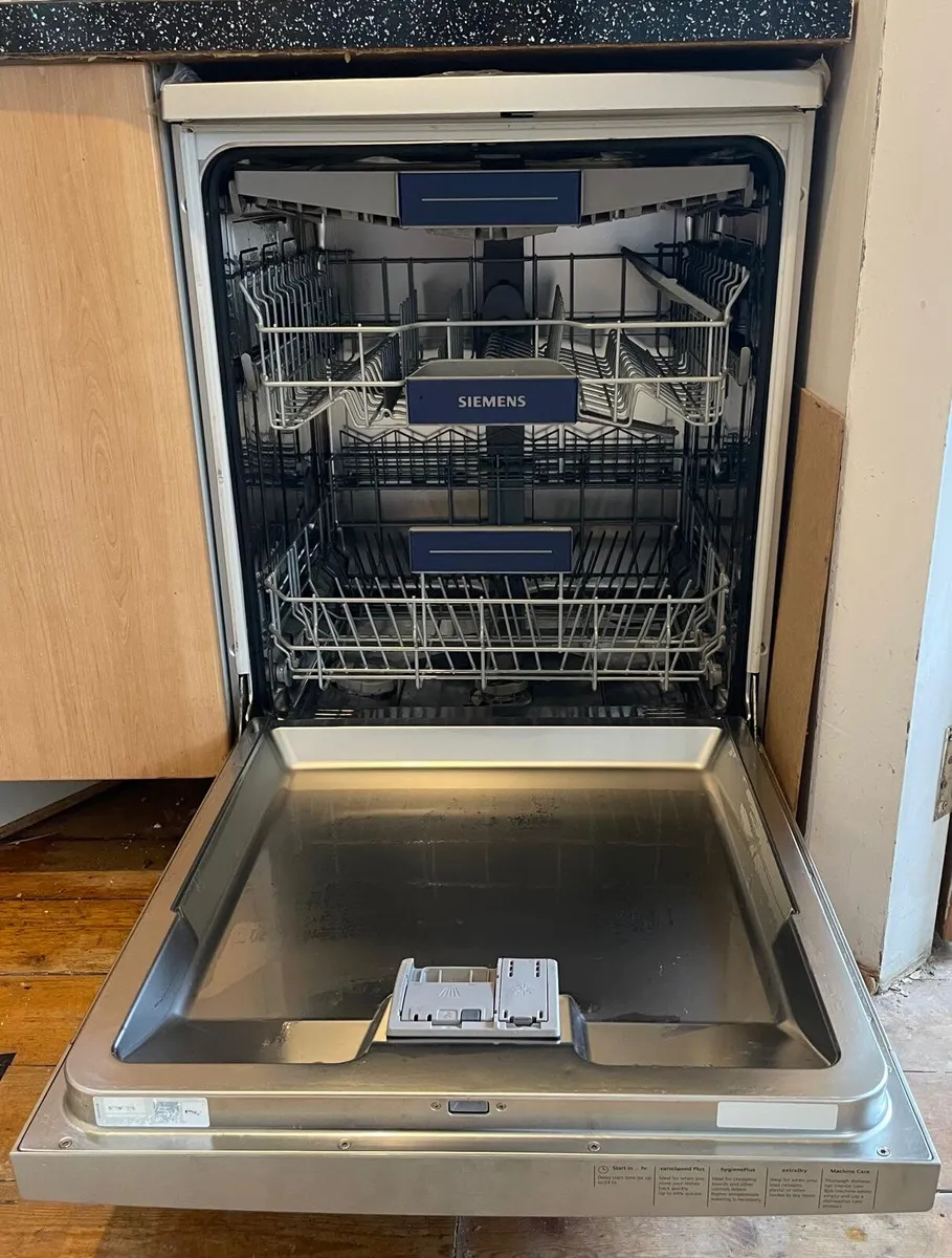 Siemens Dishwasher iQ300 - Image 4