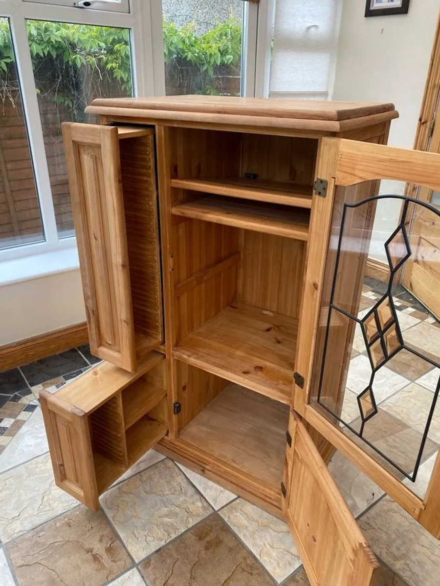 Entertainment Storage Unit - Image 1