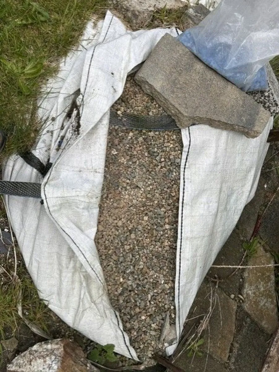 General fencing and building materials - Image 1