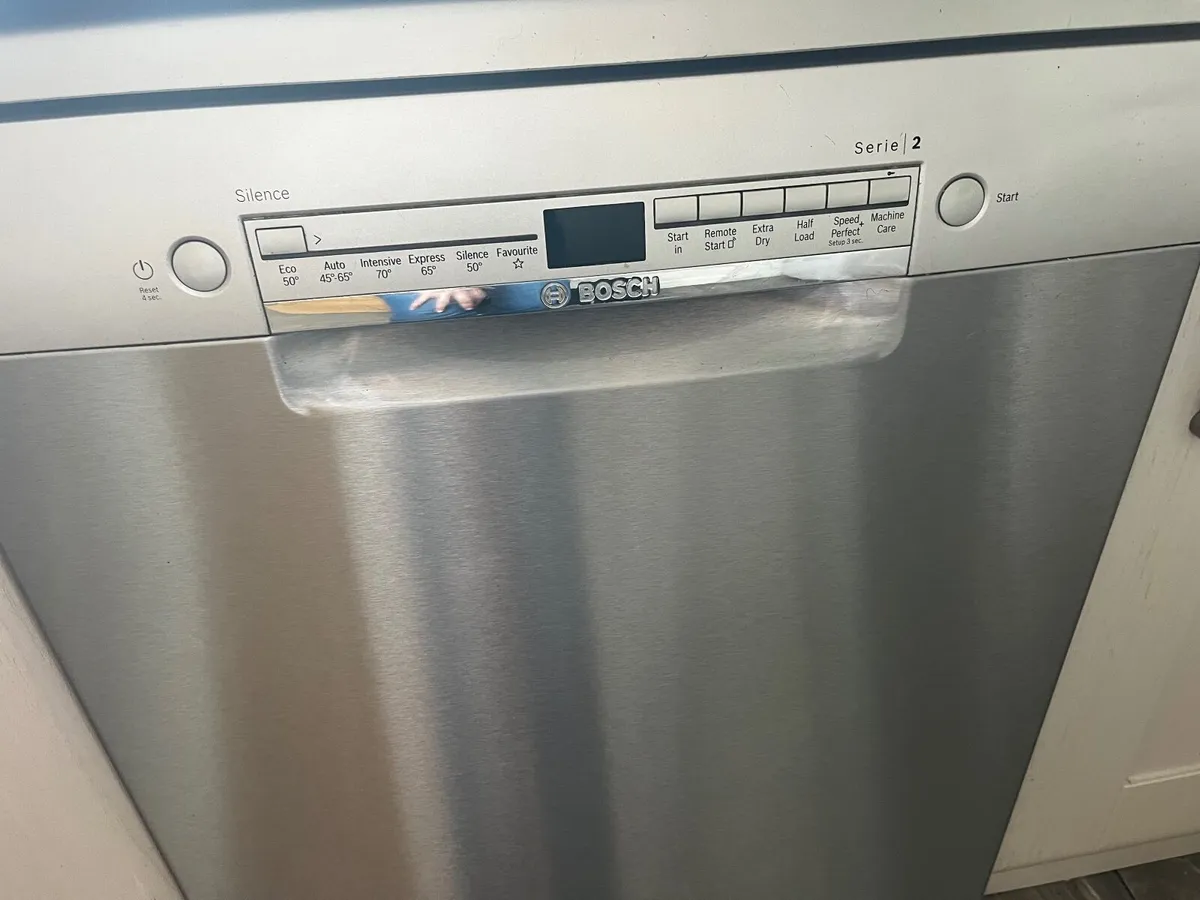 Dishwasher - Image 3