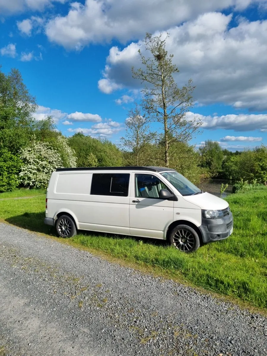 Campervan - Volkswagen Transporter - Image 1