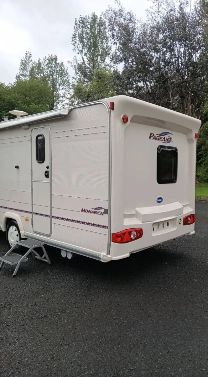 Caravan - Image 4