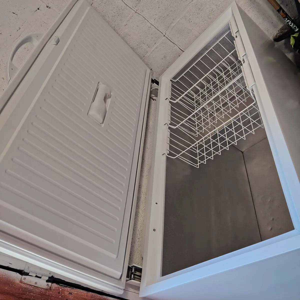Zanussi electrolux  chest freezer - Image 3