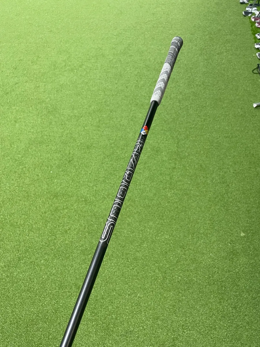 X Stiff Titleist Driver shaft - Image 1