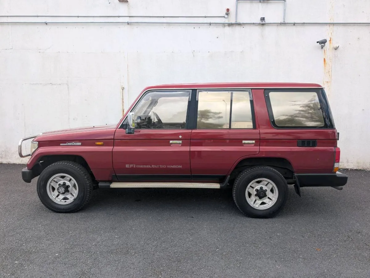 Toyota Landcruiser 1992 - Image 2