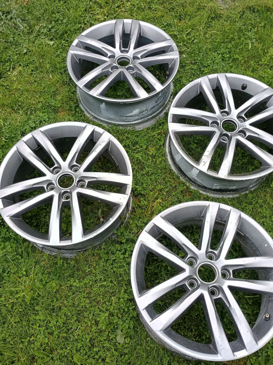 Alloy wheels - Image 1