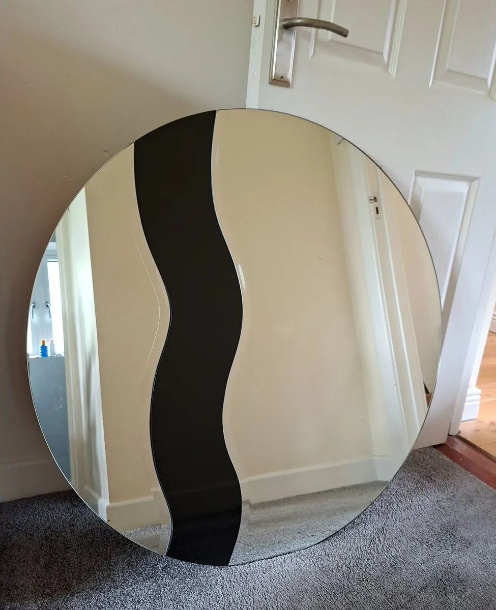 Circular Mirror 90cm x 90cm